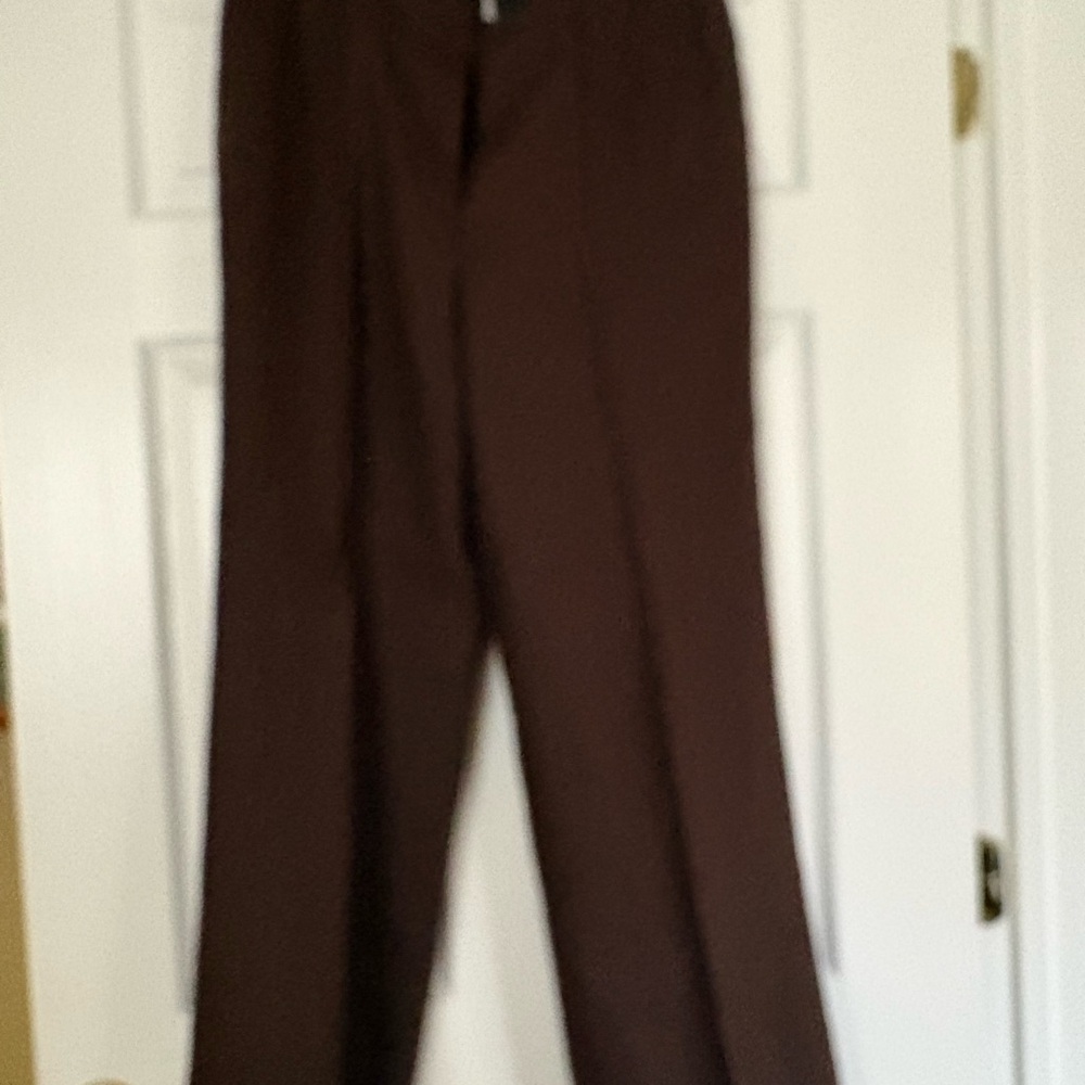 Woman’s Brown Linen Pants
